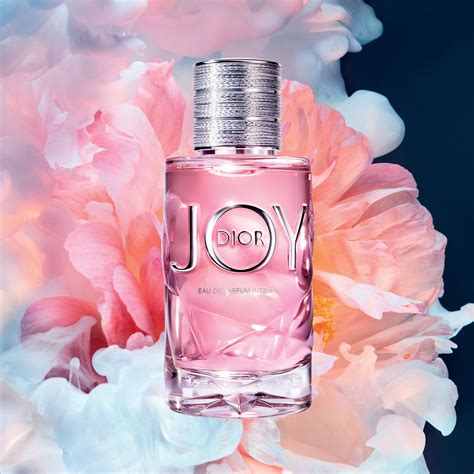 the perfume Dior joy